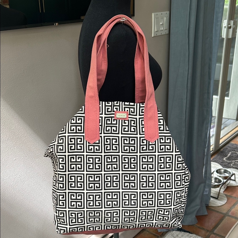 Chic Black and White Patterned Tote with Pink Handles (EUC) - Picture 2 of 14